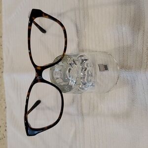 Coach Dark Tortoise Eyeglass Frames in Excellent Condition, includes Coach Case